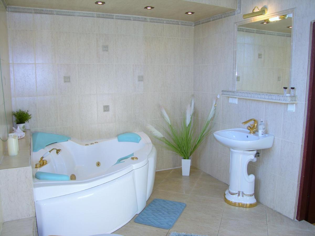 Kaliny Apartamenty Wanny Z Hydromasazem Chorzów Extérieur photo