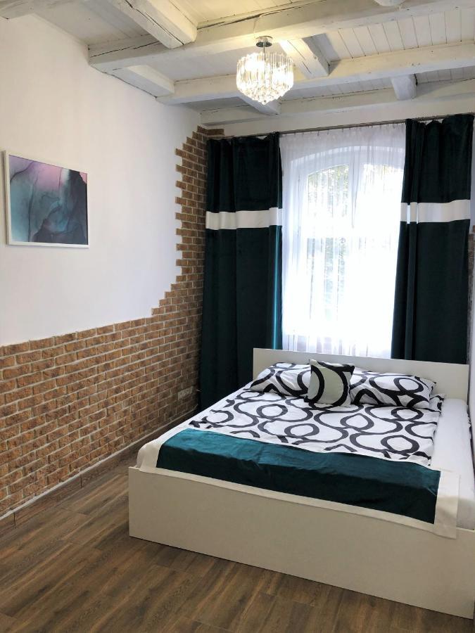 Kaliny Apartamenty Wanny Z Hydromasazem Chorzów Extérieur photo