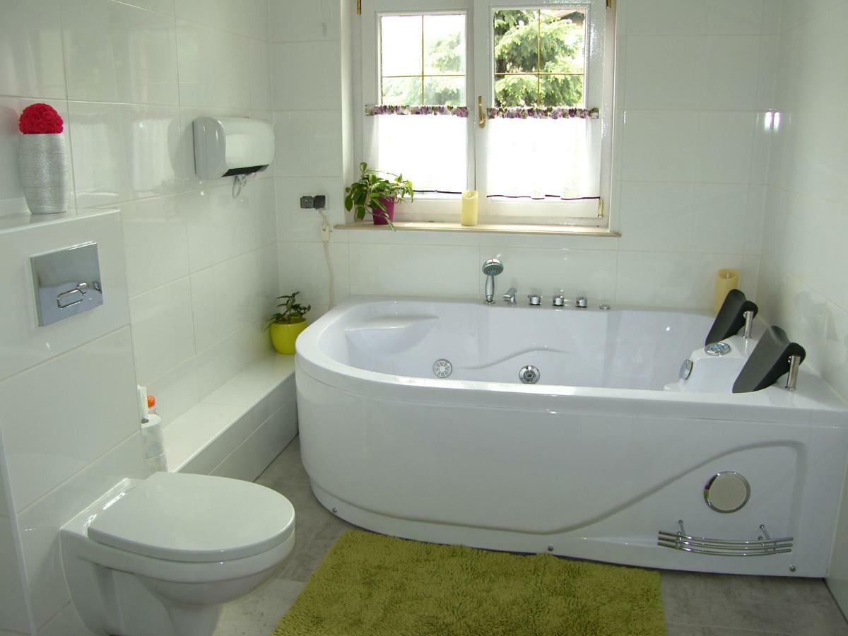 Kaliny Apartamenty Wanny Z Hydromasazem Chorzów Extérieur photo